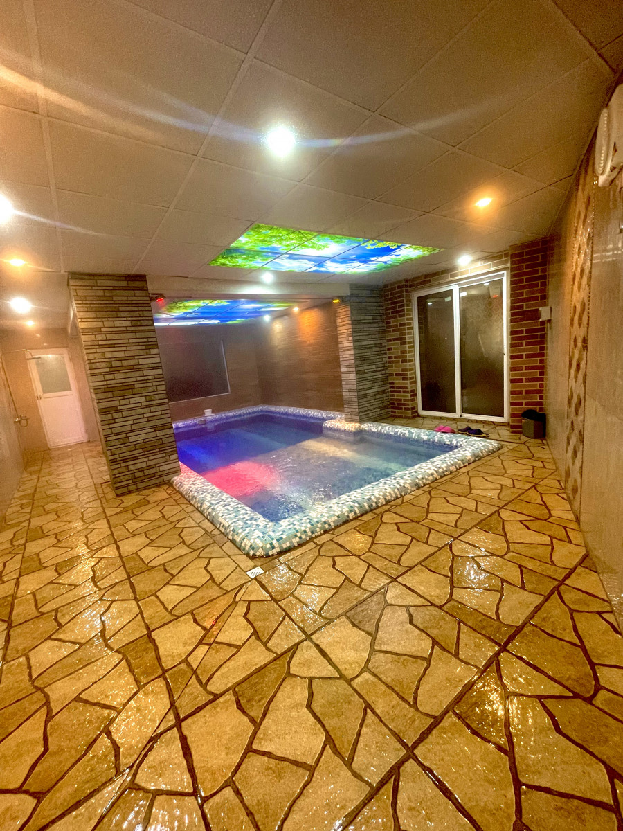 استخر استخر