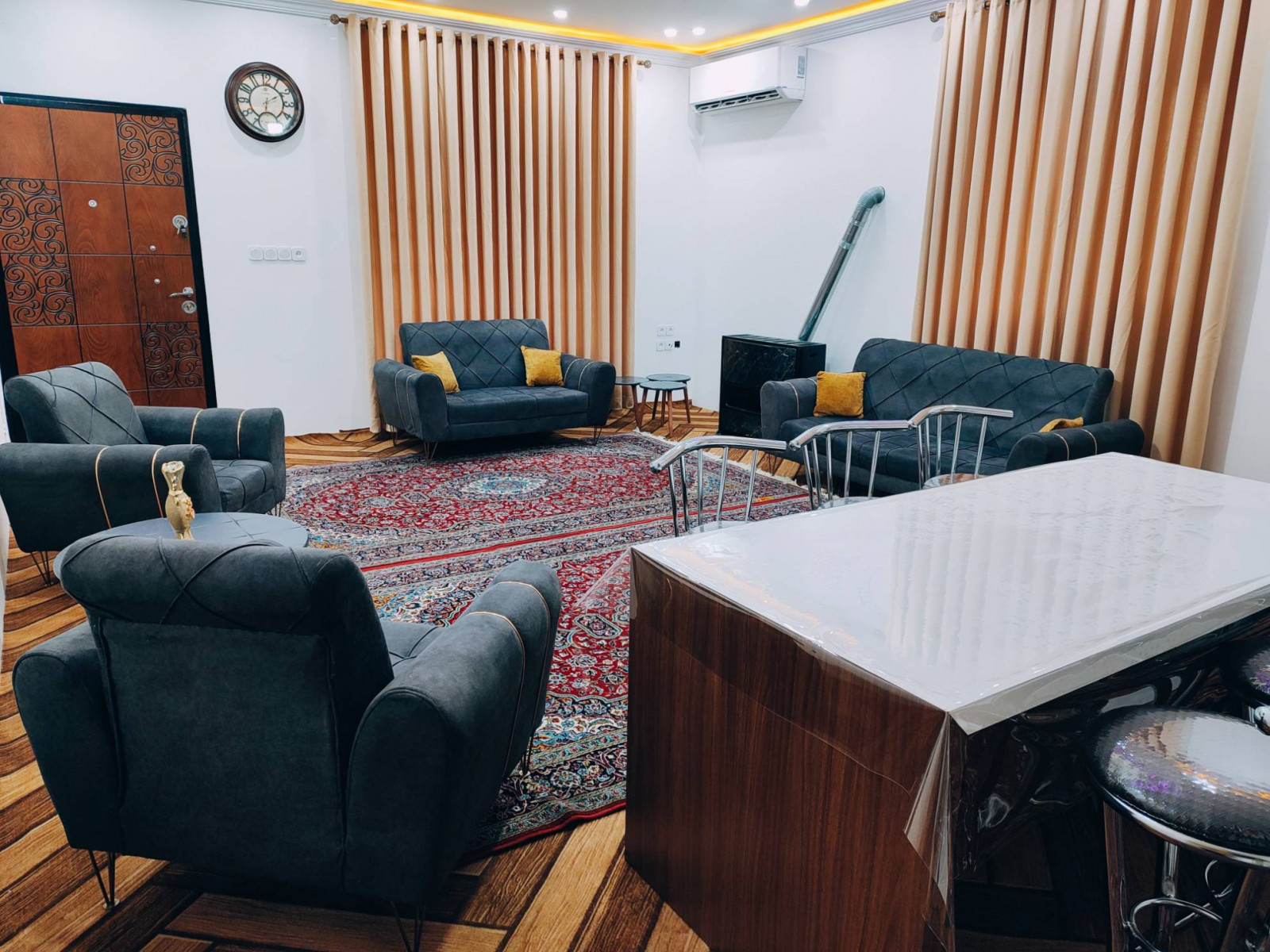 اتاق پذیرایی