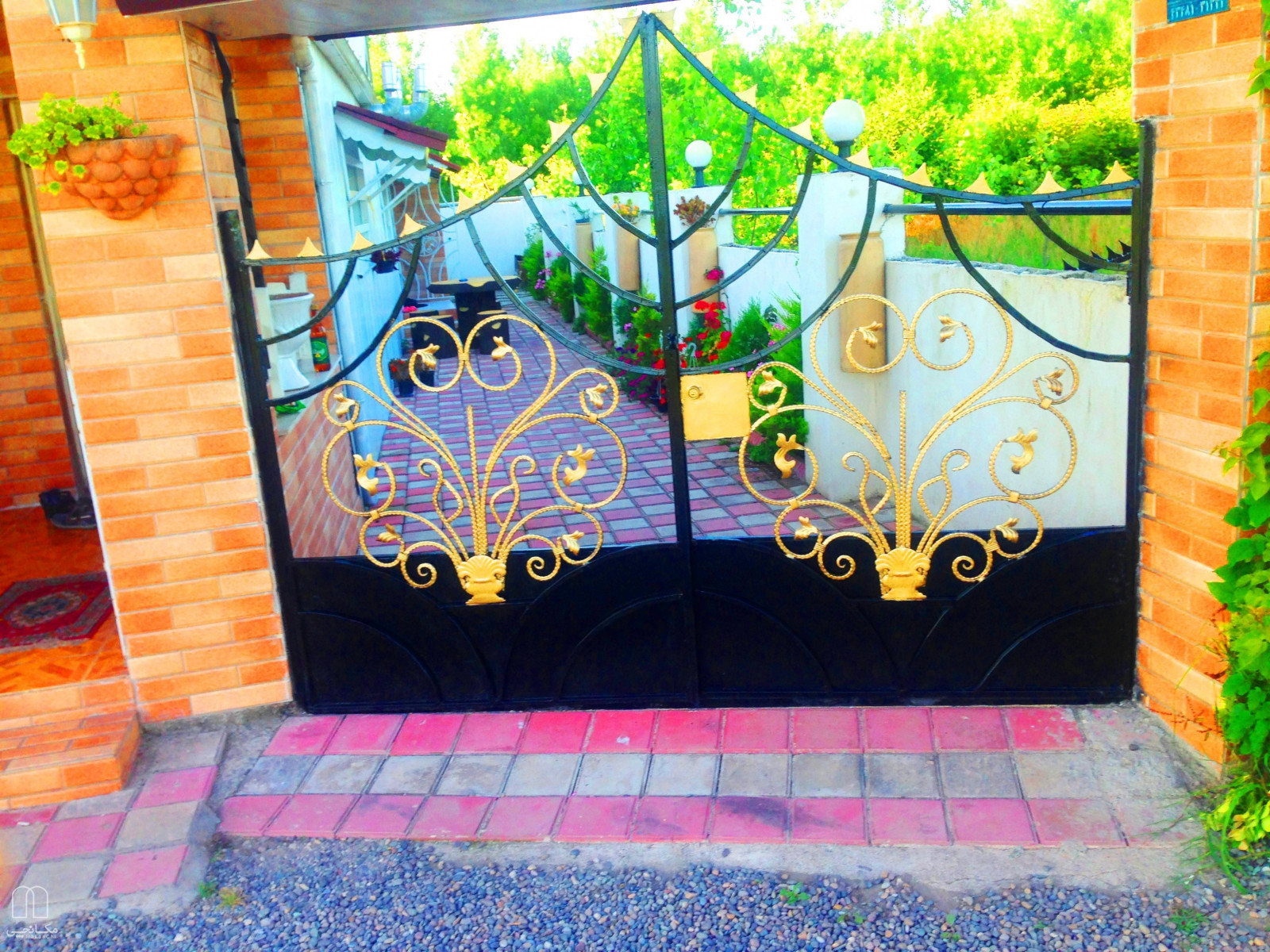 درب ورودی ویلا 