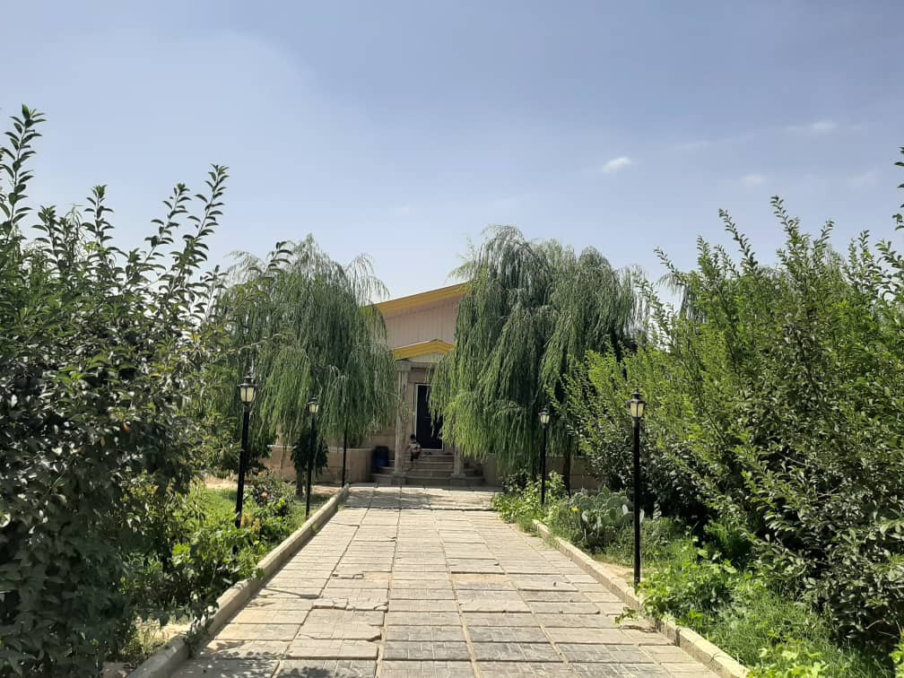 حیاط حیاط