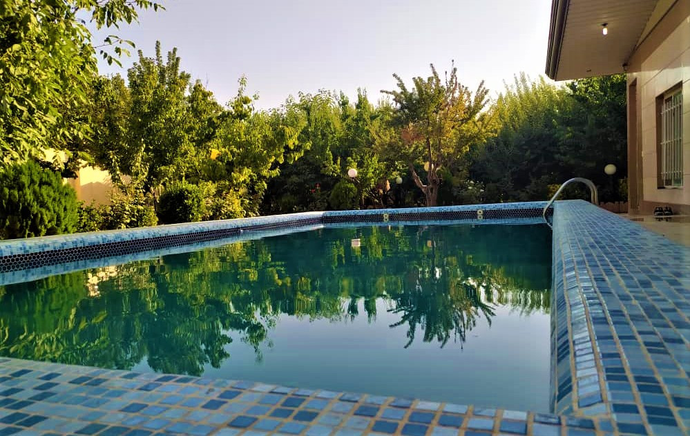 استخر استخر