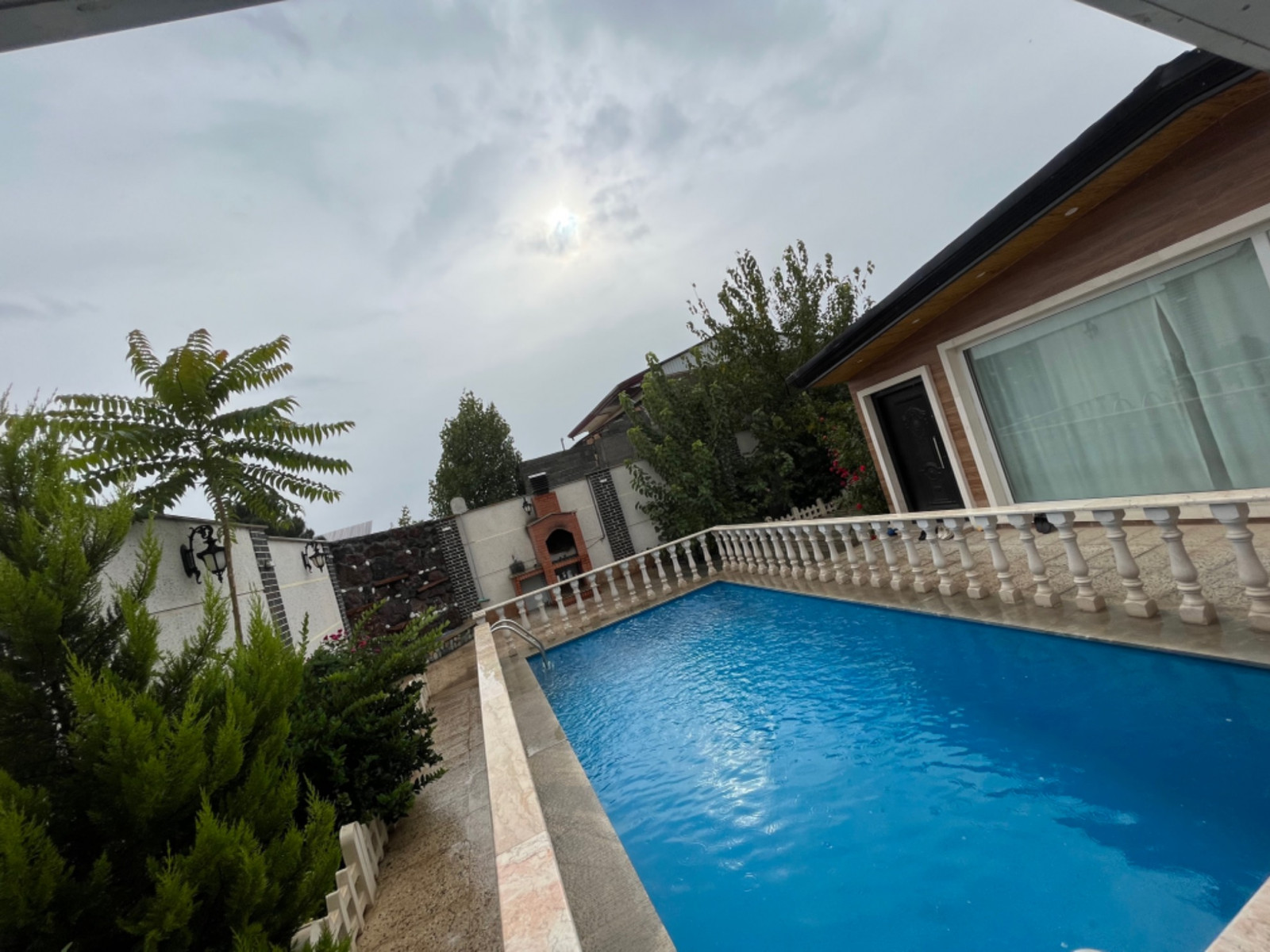 استخر استخر