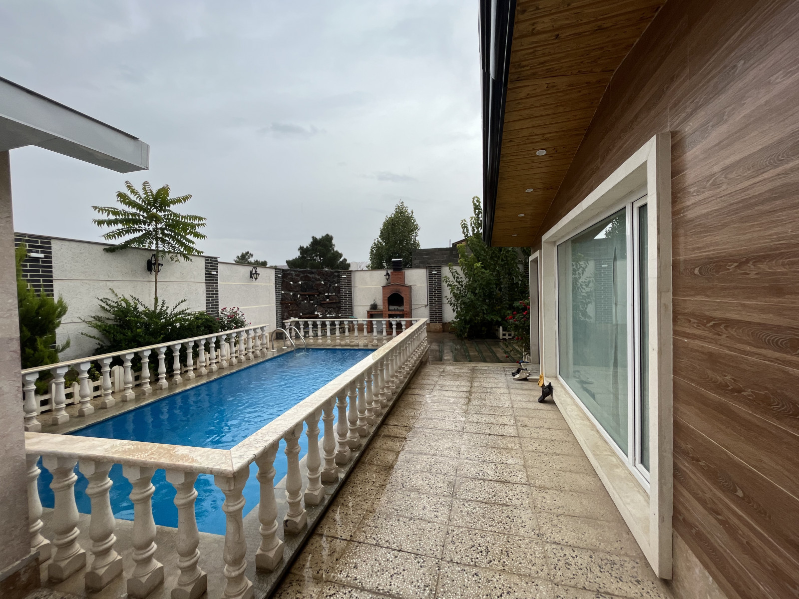 استخر استخر