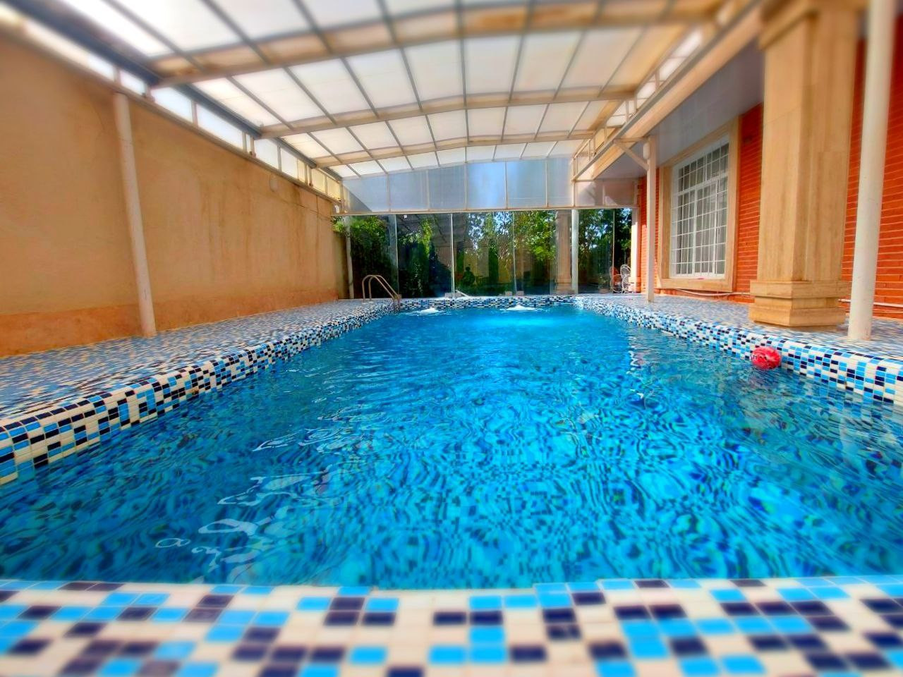 استخر استخر