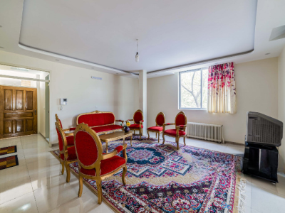 آپارتمان لوکس بسیار تمیز با امکانات کامل
