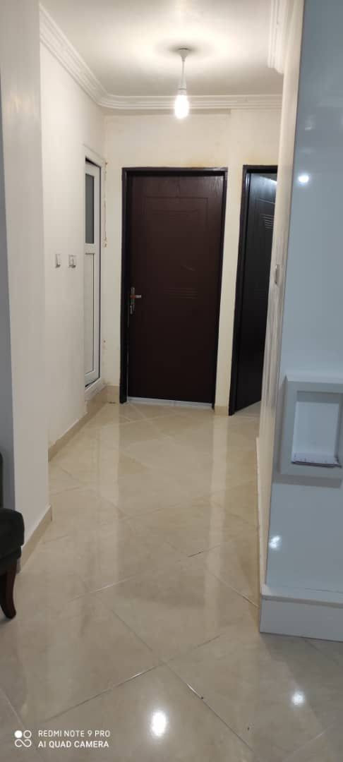 راهرو منتهی به اتاق خواب ها راهرو منتهی به اتاق خواب ها