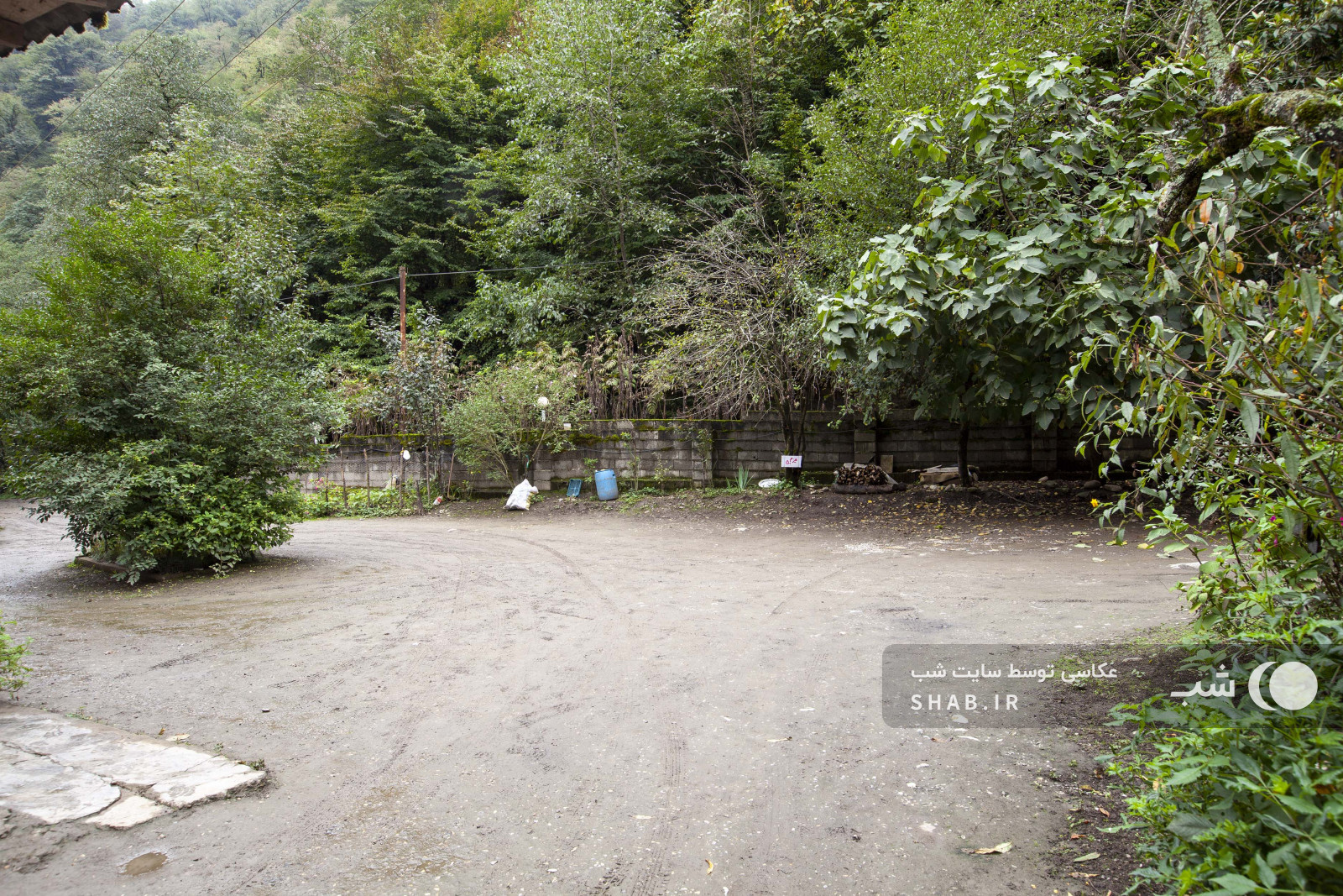 محوطه اقامتگاه