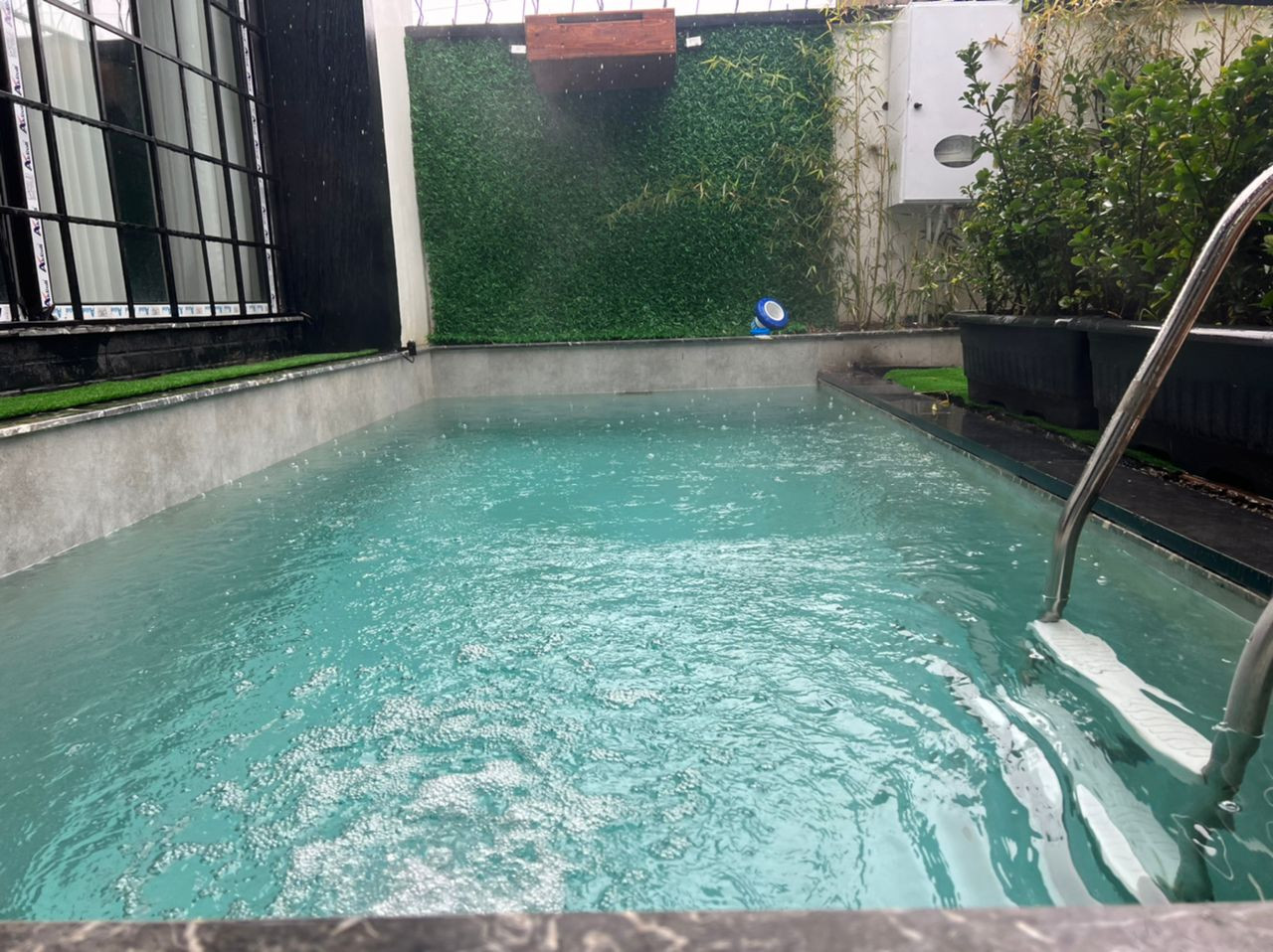 استخر روباز استخر روباز