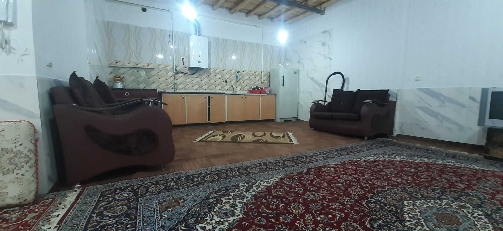 اتاق پذیرایی و آشپزخانه اتاق پذیرایی و آشپزخانه