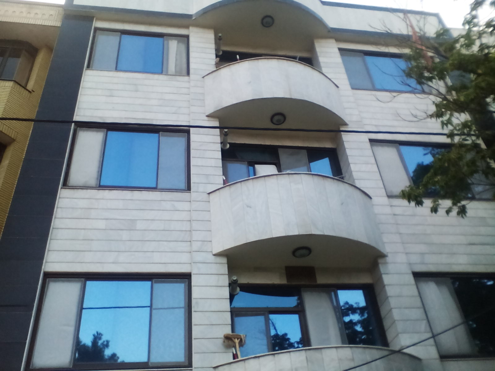 نمای ساختمان 1