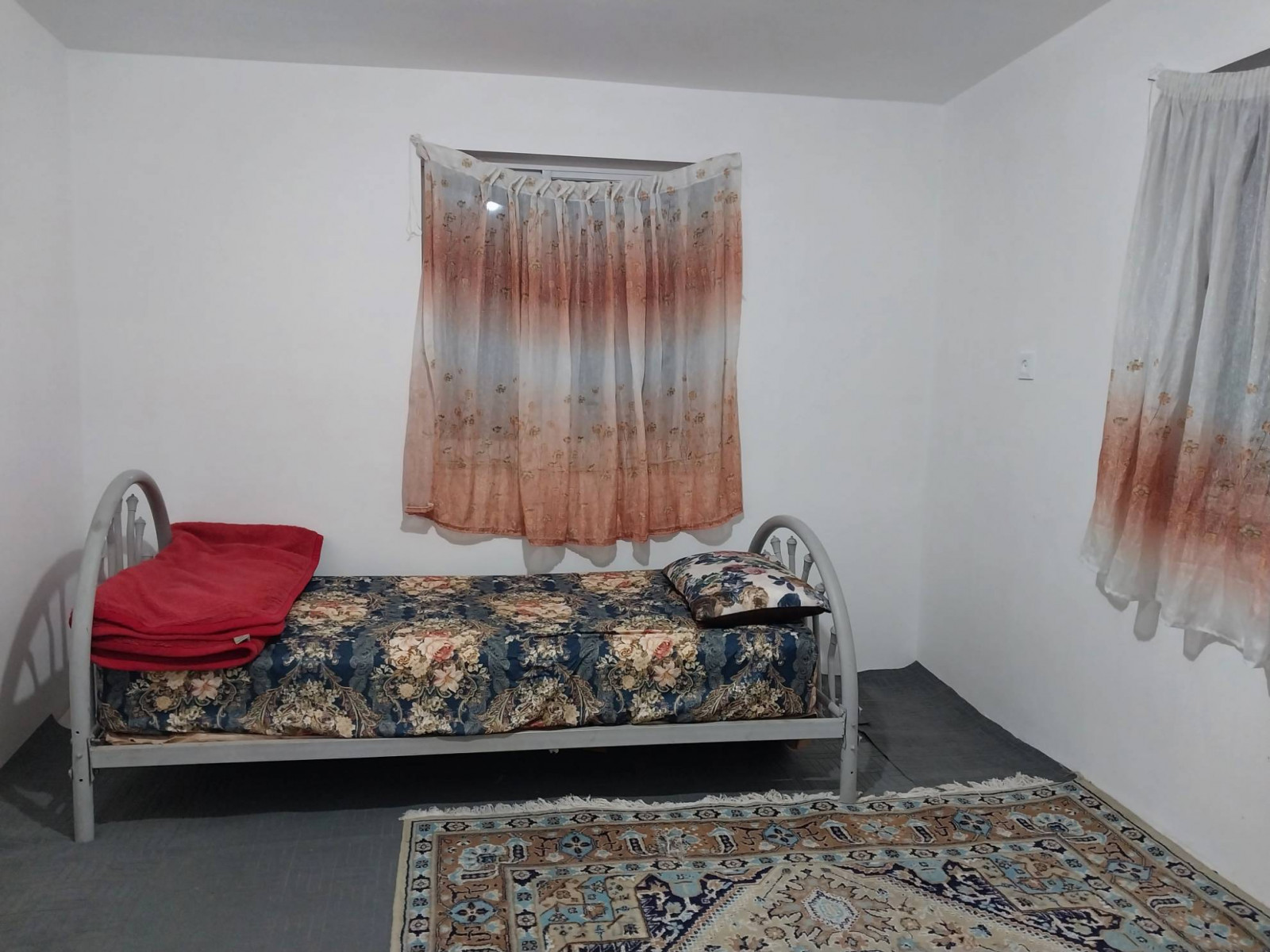 نمای بیرونی ساختمان نمای بیرونی ساختمان