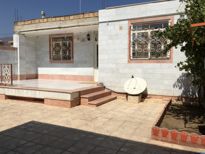 واحد تراس‌دار در شهرک شهیدحسینی قلعه نوخرقان