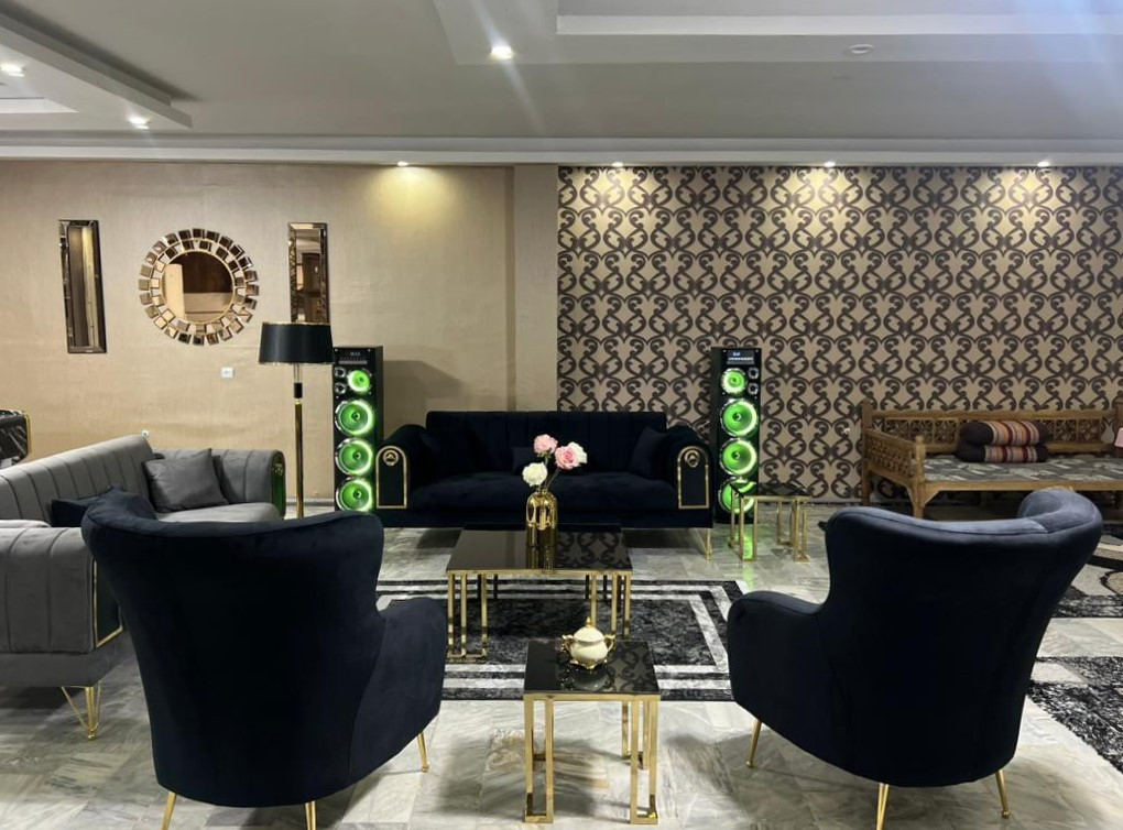 اتاق پذیرایی