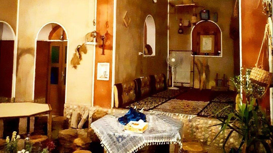 حیاط