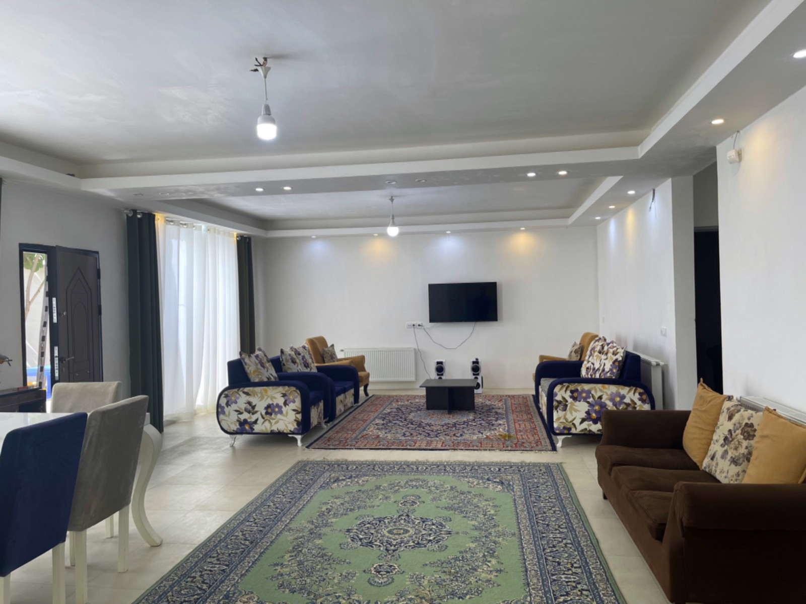 اتاق پذیرایی