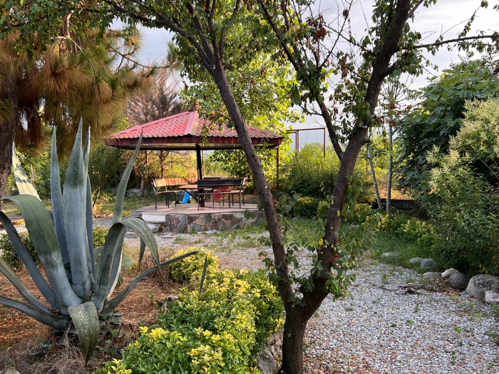 نمای بیرونی ساختمان