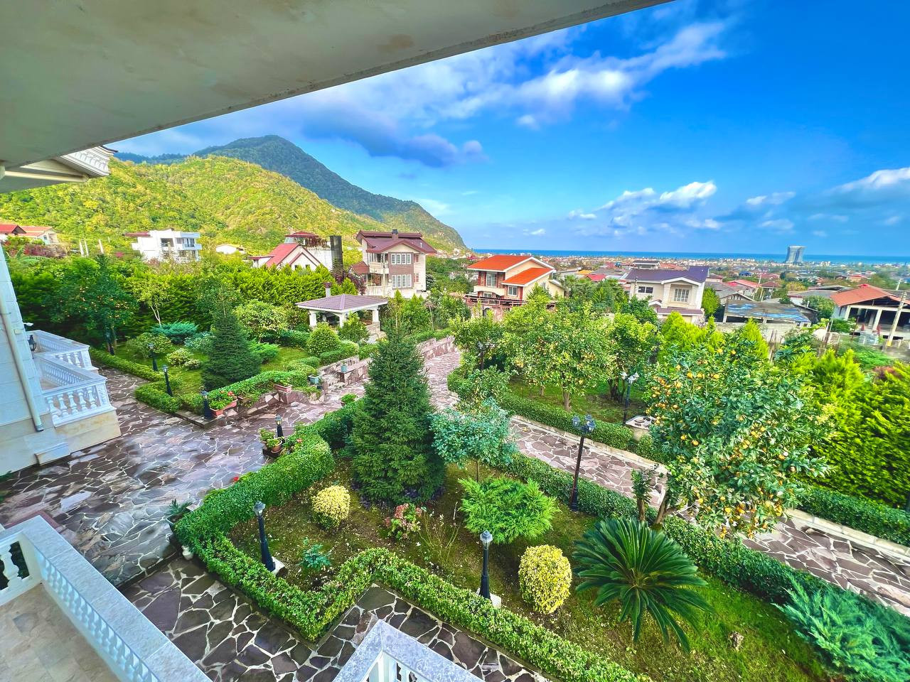 چشمانداز جنگل و دریا از اقامتگاه چشمانداز جنگل و دریا از اقامتگاه