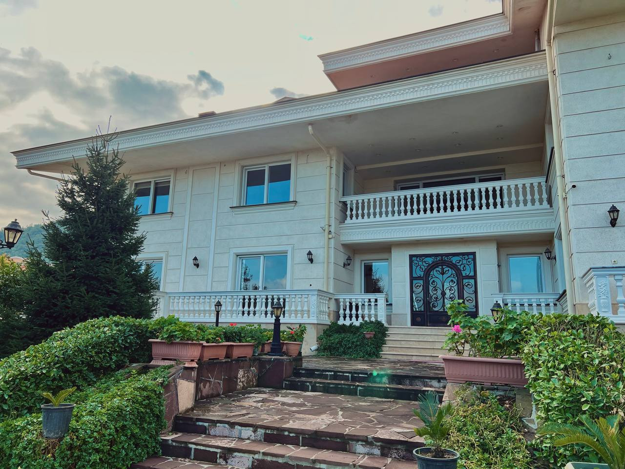 نمای ویلا نمای ویلا