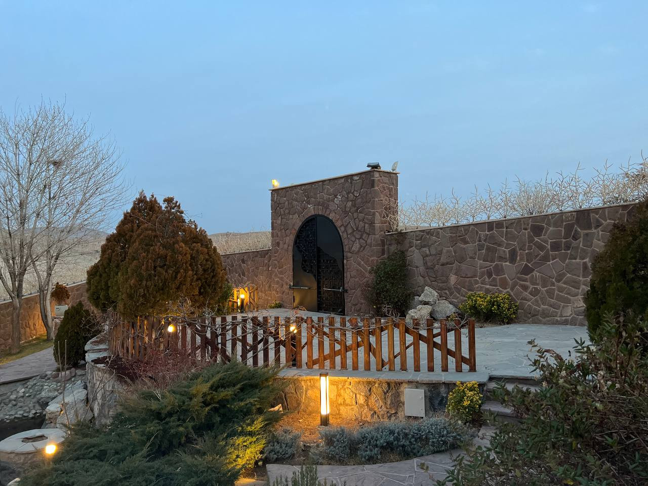 ورودی اقامتگاه