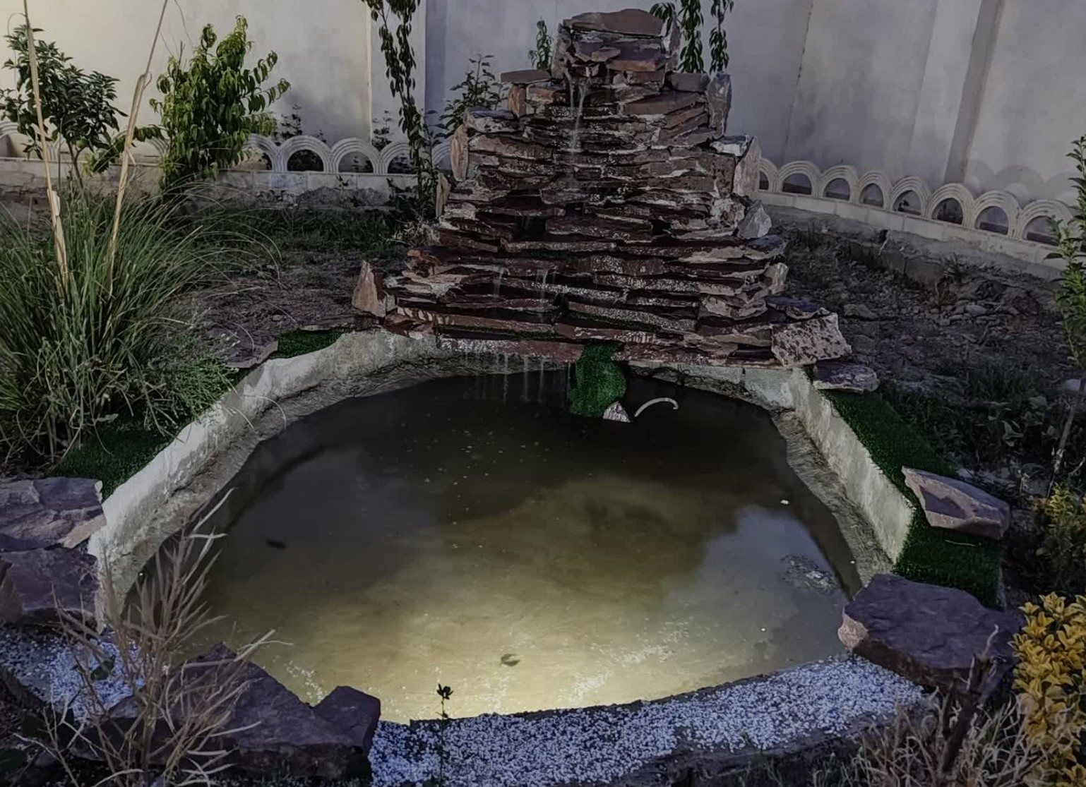 حوض و آبنما حوض و آبنما