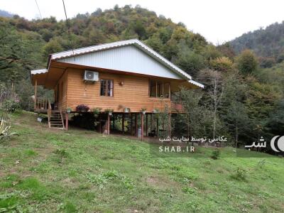 خانه ویلایی در مسیر رودخانه با ویو کوهستانی خانه ویلایی در مسیر رودخانه با ویو کوهستانی