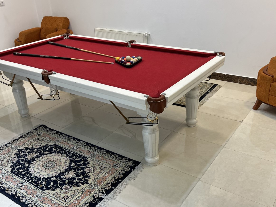میز بیلیارد