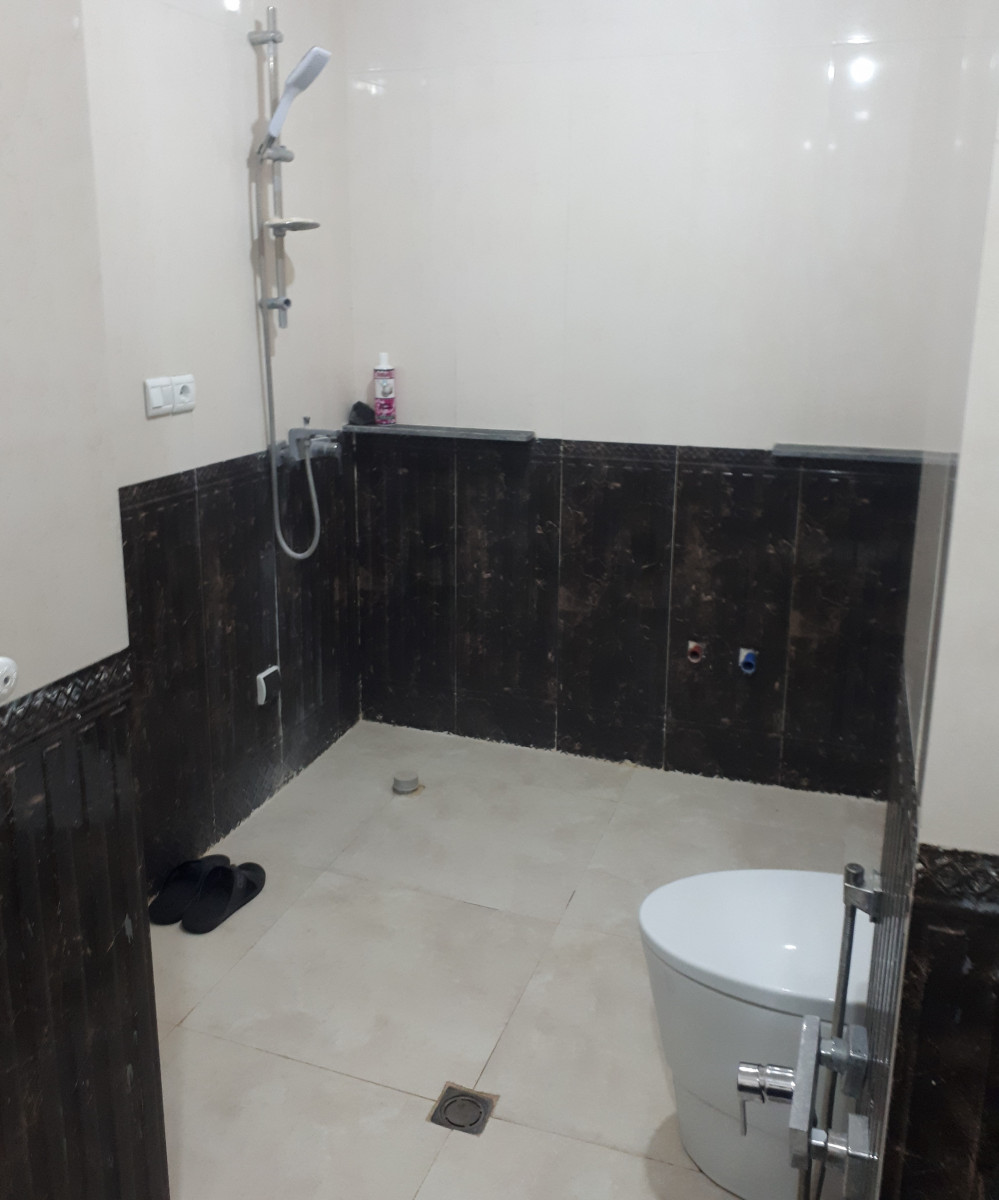 سرویس بهداشتی و حمام