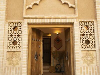 اقامتگاه بومگردی کوچه حنا اتاق (101) اقامتگاه بومگردی کوچه حنا اتاق (101)