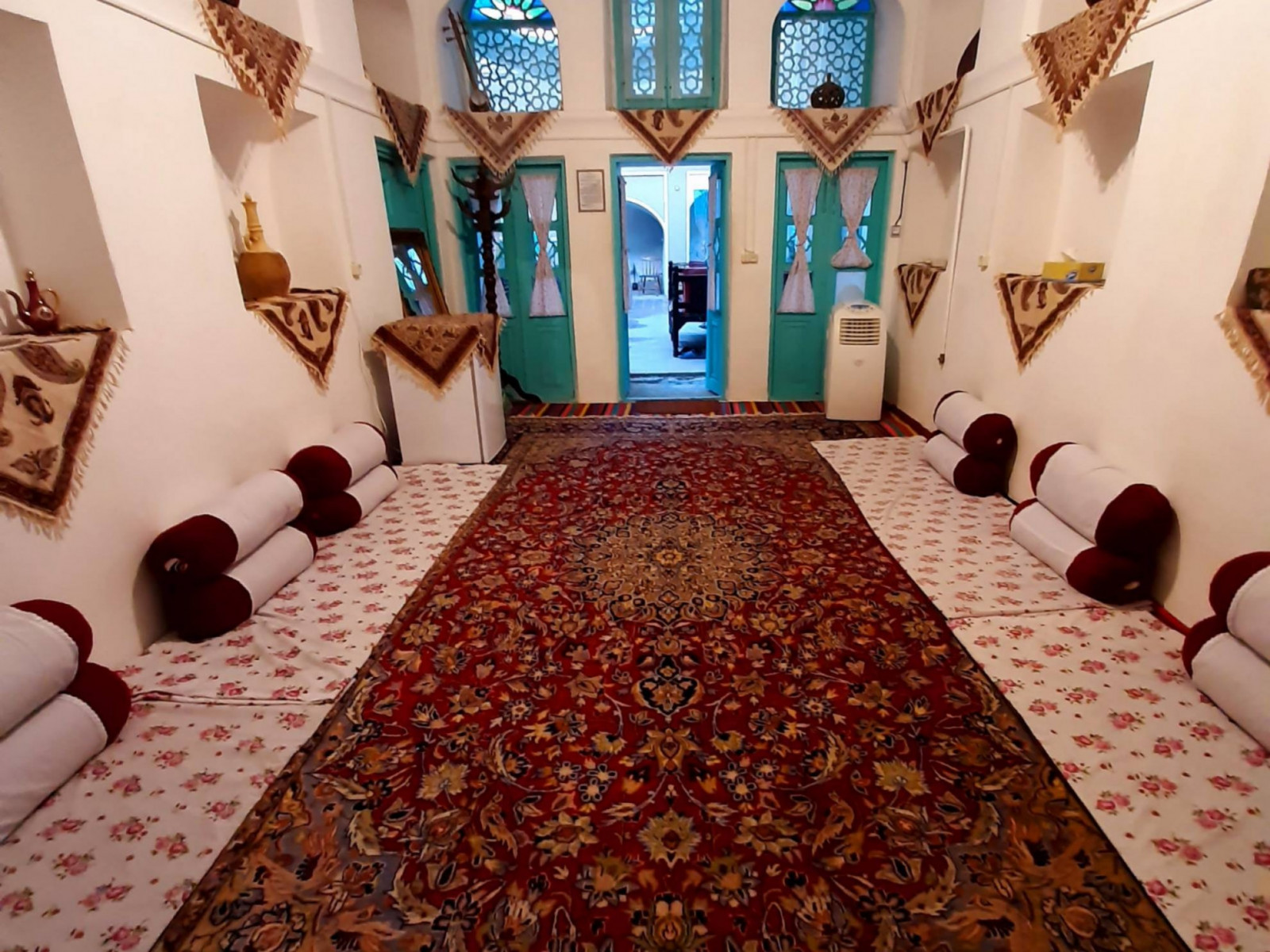 اتاق میهمان خانه