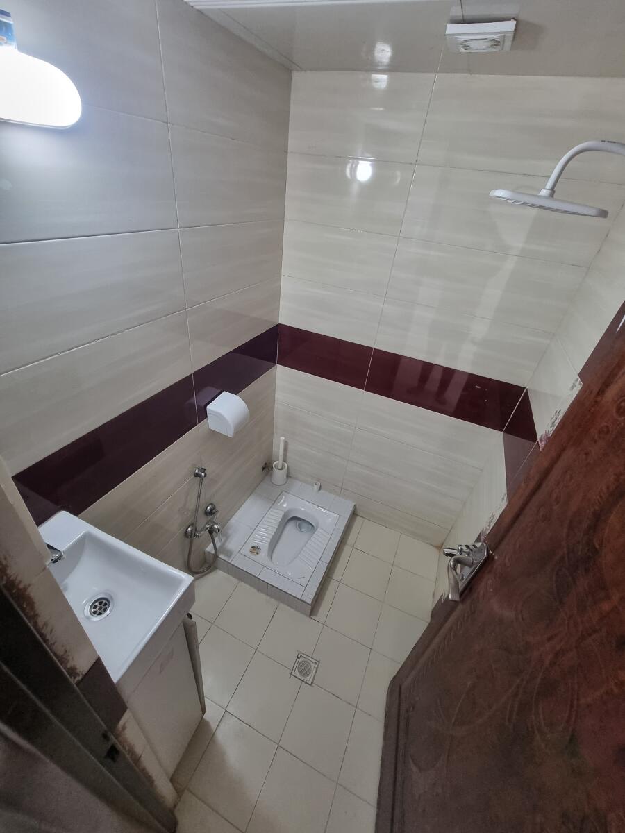 سرویس بهداشتی و حمام