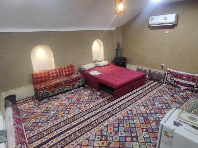 اتاق مستر (1) بومگردی آقا میرزا