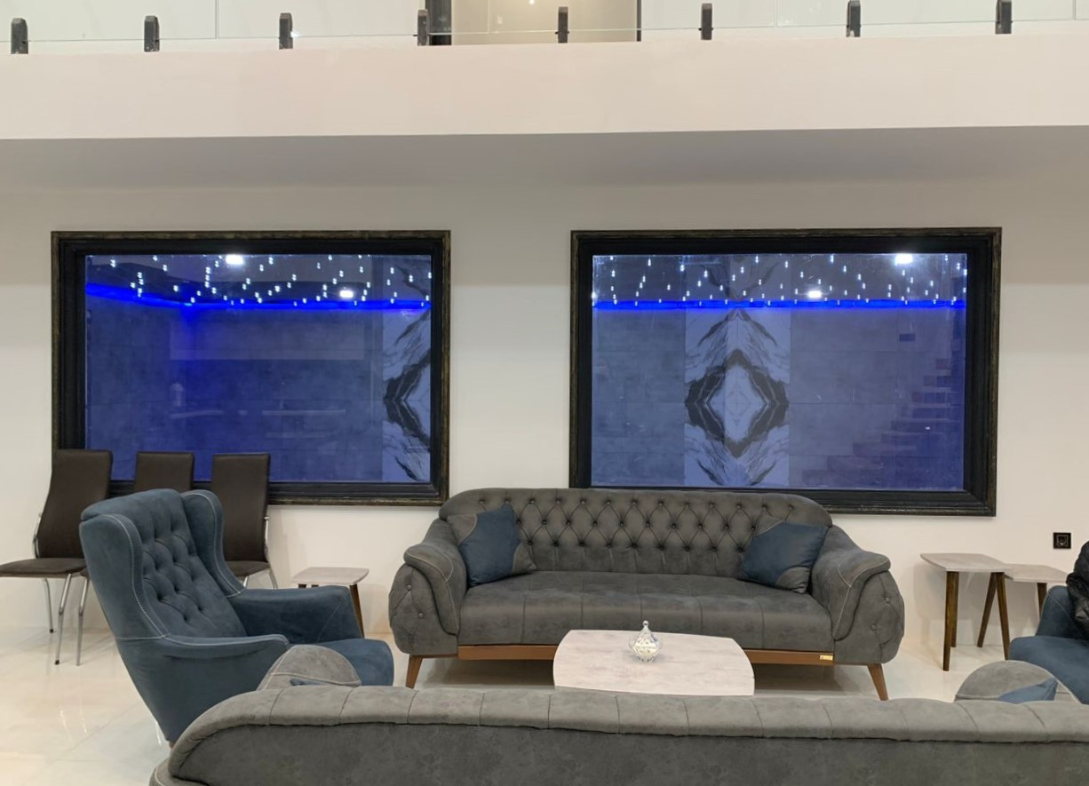 اتاق پذیرایی طبقه همکف