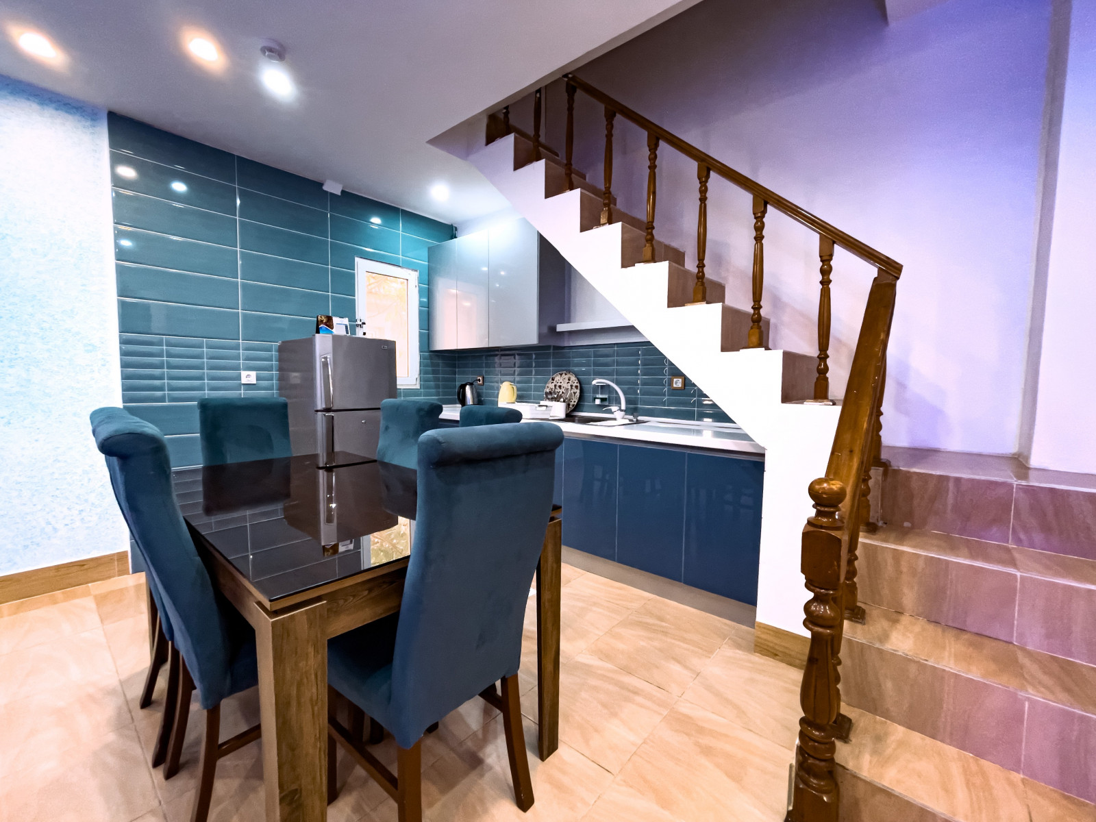 میزغذاخوری