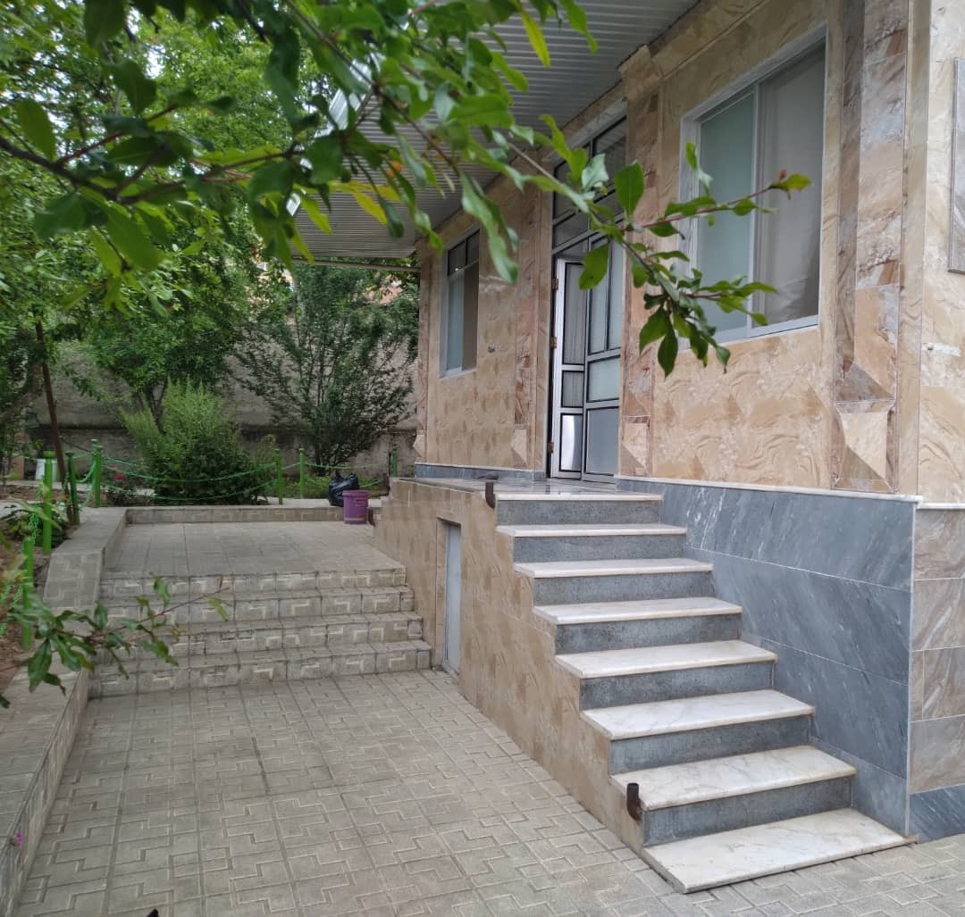 ورودی اقامتگاه ورودی اقامتگاه