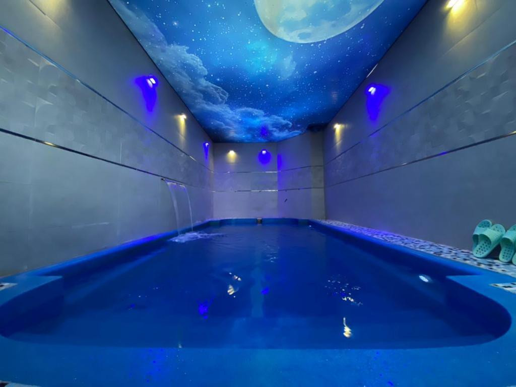 استخر استخر