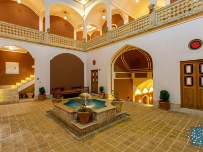 اتاق دو تخته دابل کرشمه ( حیاط )
