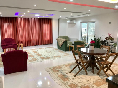 ویلای دو خواب با چشم‌انداز باغ چای