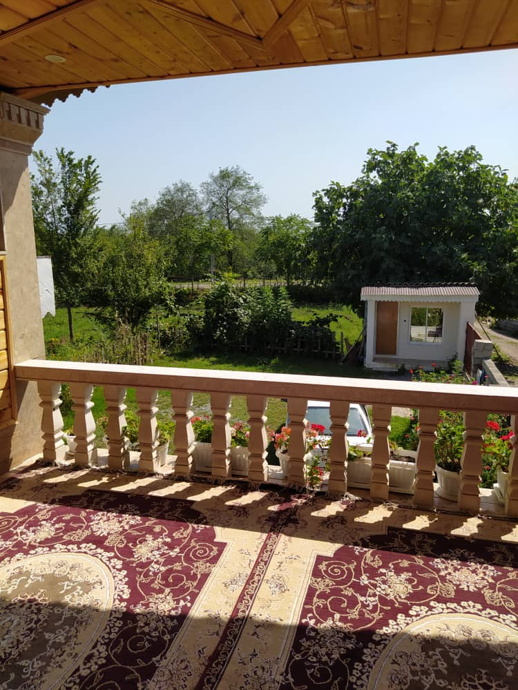 تراس خانه