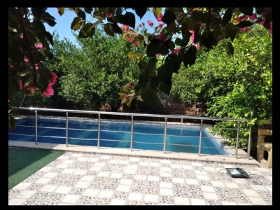 ویلا تک خوابه همراه استخر اب سرد ویلا تک خوابه همراه استخر اب سرد