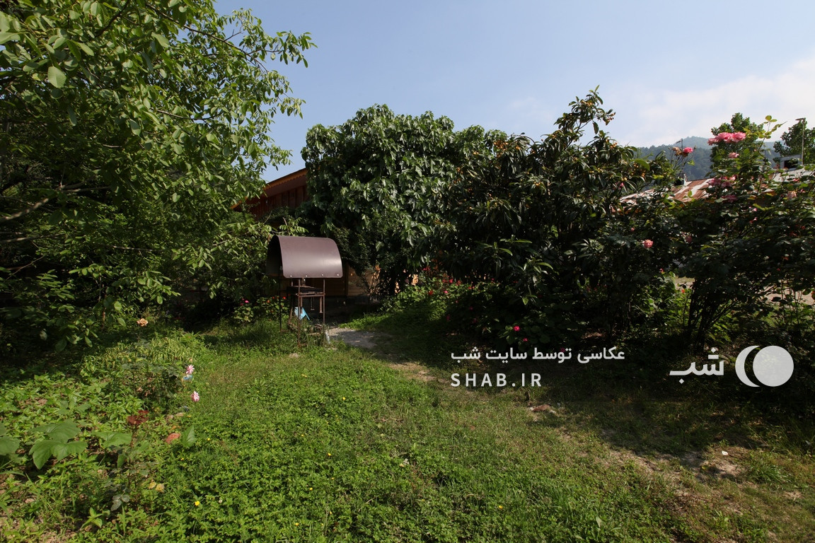 فضای اطراف اقامتگاه فضای اطراف اقامتگاه