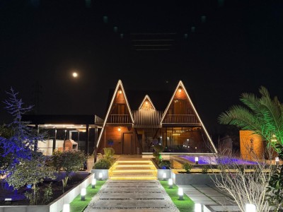 عمارت چوبی آتلانتیک مجهز به استخر آبگرم روباز