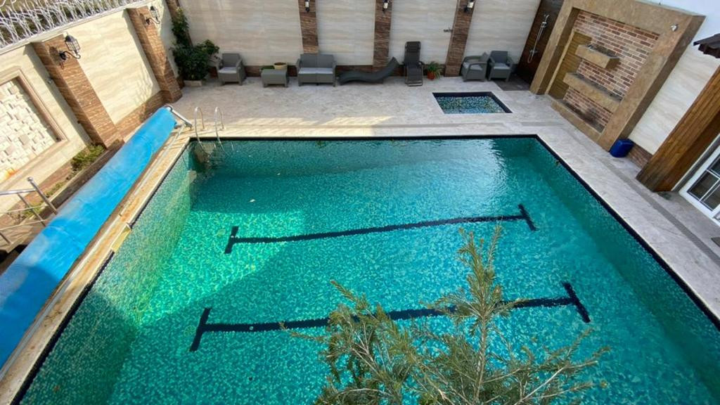 استخر استخر