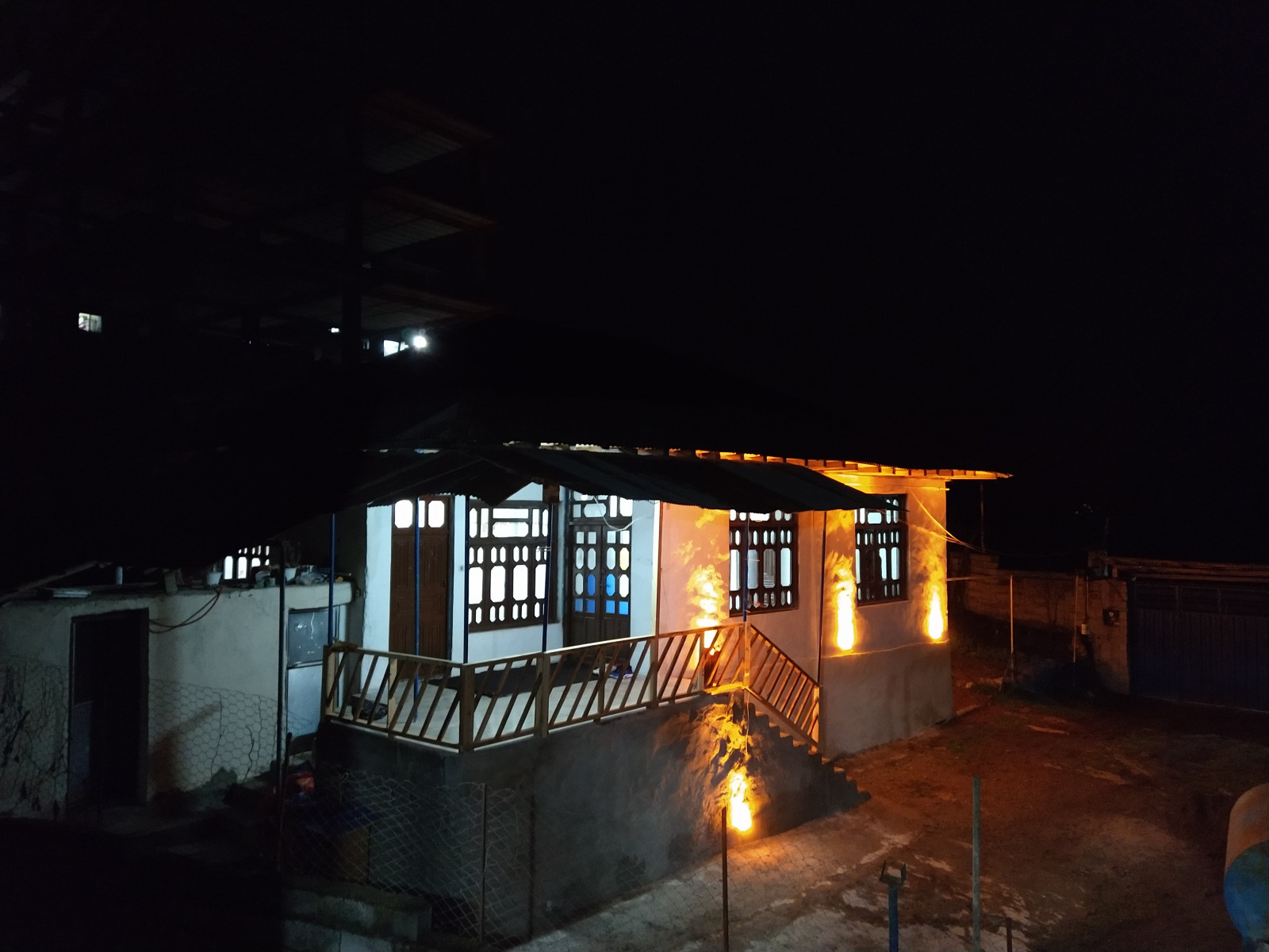 نمای ساختمان