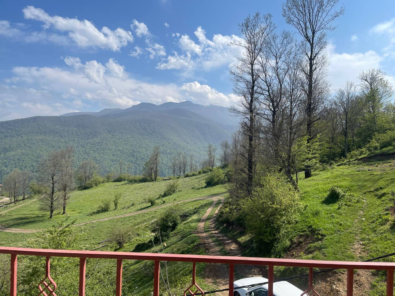 نمای ویلا از بیرون نمای ویلا از بیرون