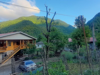 کلبه چوبی دو خوابه (اقامتگاه گل تاج)