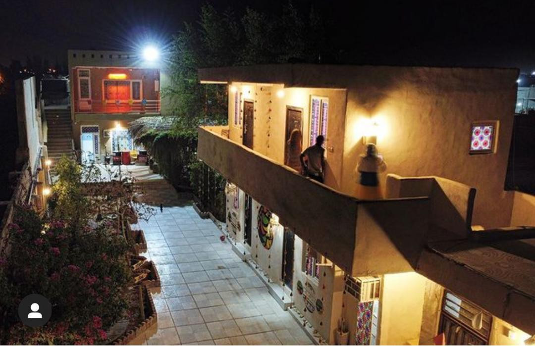 نمای اقامتگاه