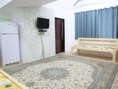 آپارتمان با امکانات رفاهی و حیاطی دلباز، واحد 2