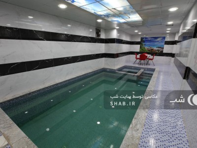 ویلای دربست دارای استخر سرپوشیده‌ آبگرم
