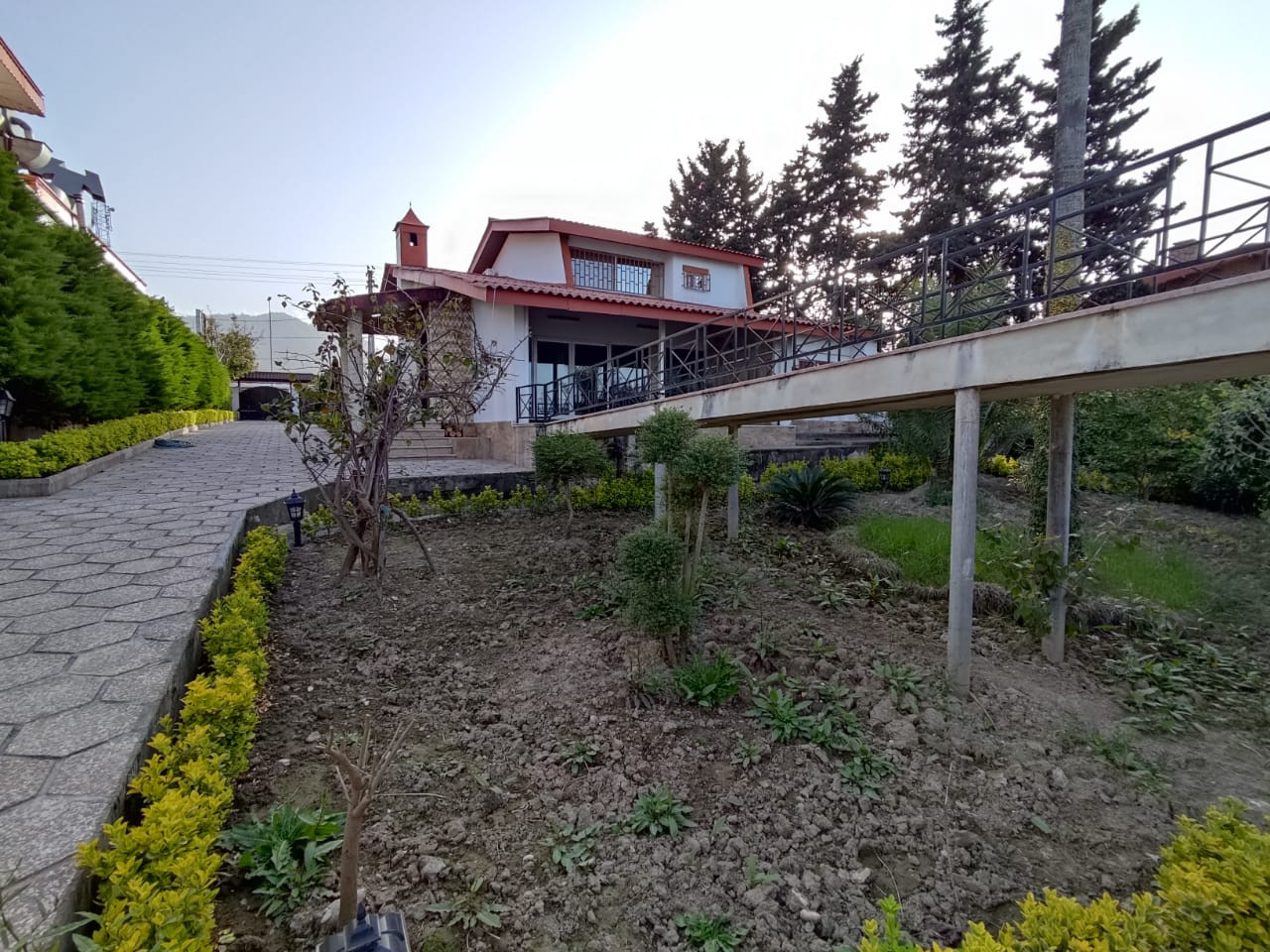 نمای اقامتگاه