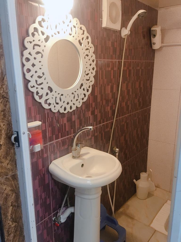 سرویس بهداشتی و حمام